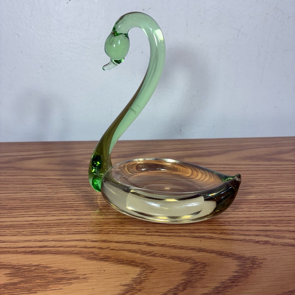Vintage Apple Green Glass Swan Soap/Trinket Dish 6”